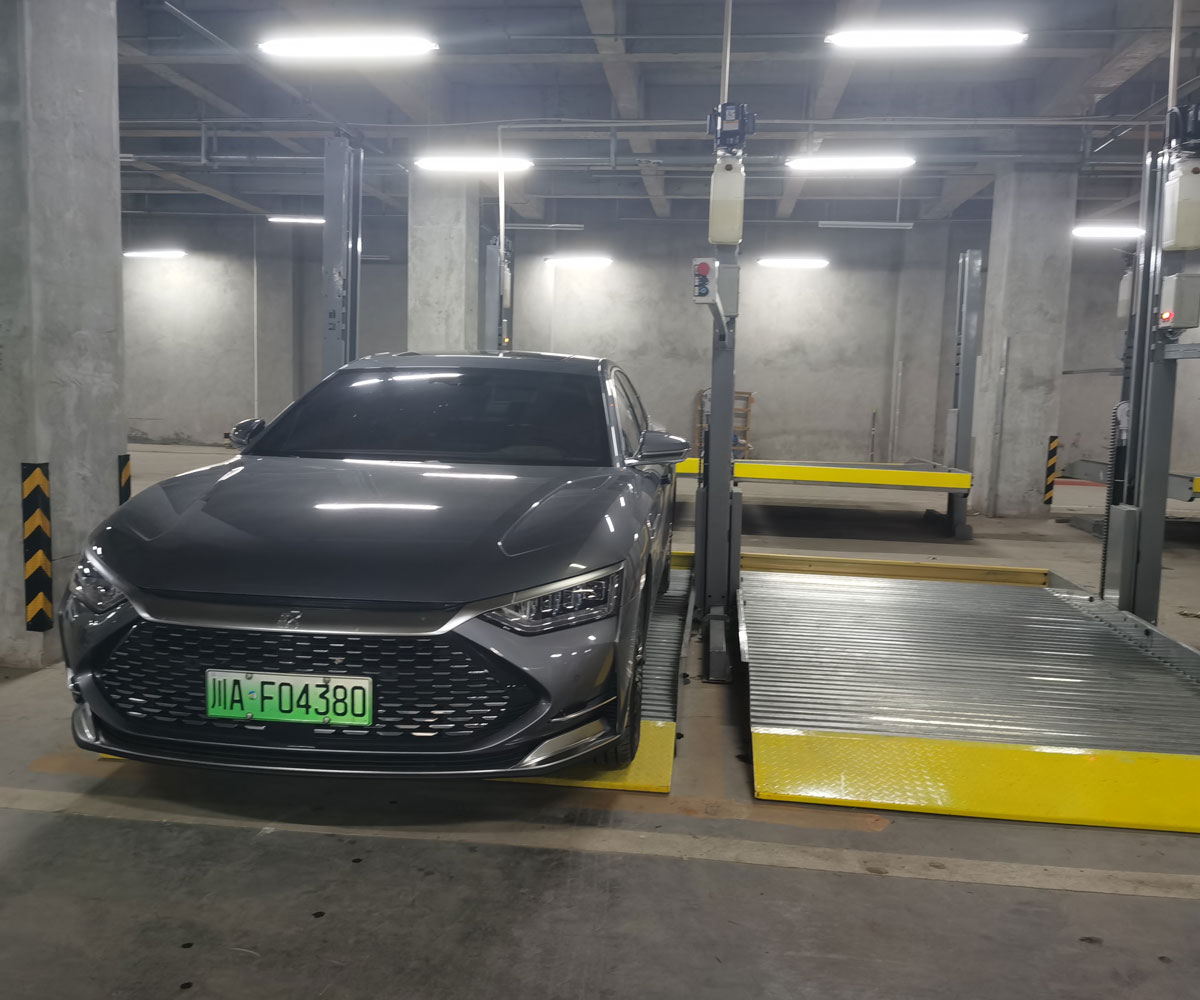 2層簡易升降類停車立體車庫拆除.jpg