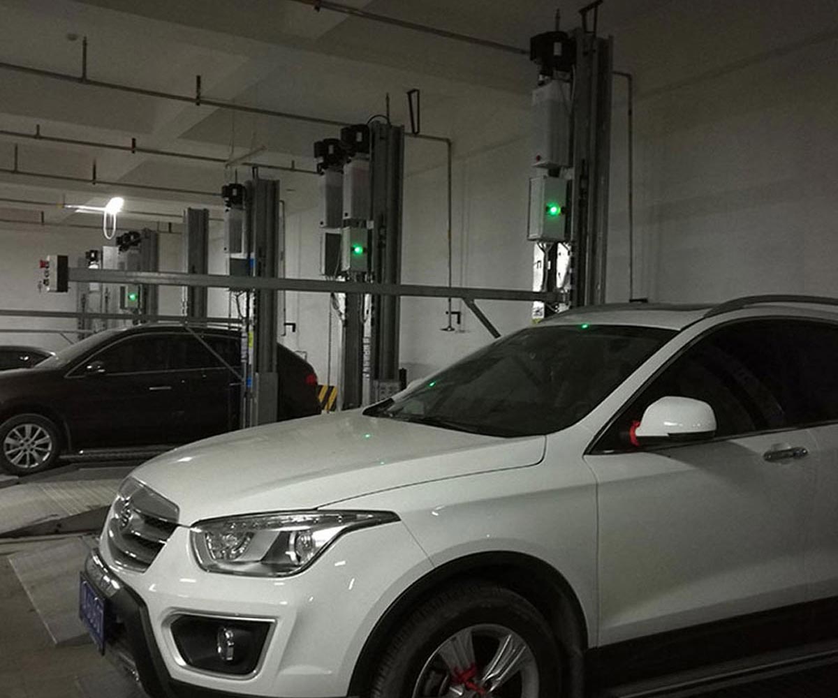 2層升降式機械立體停車設備維保.jpg